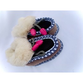 Baby Shoe booties (KAYI)